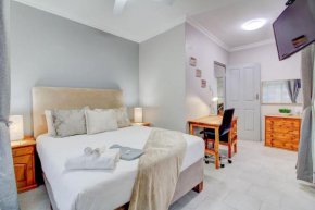 Luxurious self-catering villa, step-free and pet-friendly